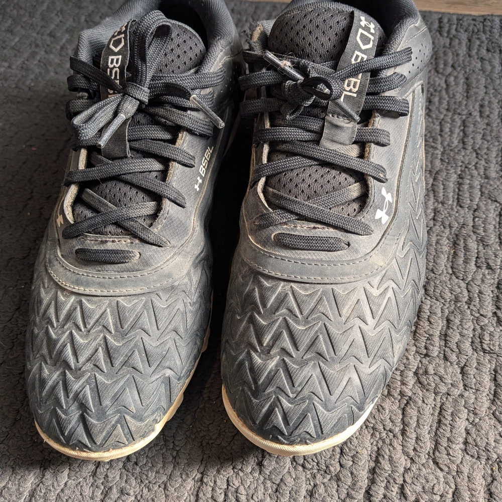 Under Armour Black Athletic Shoes for Men